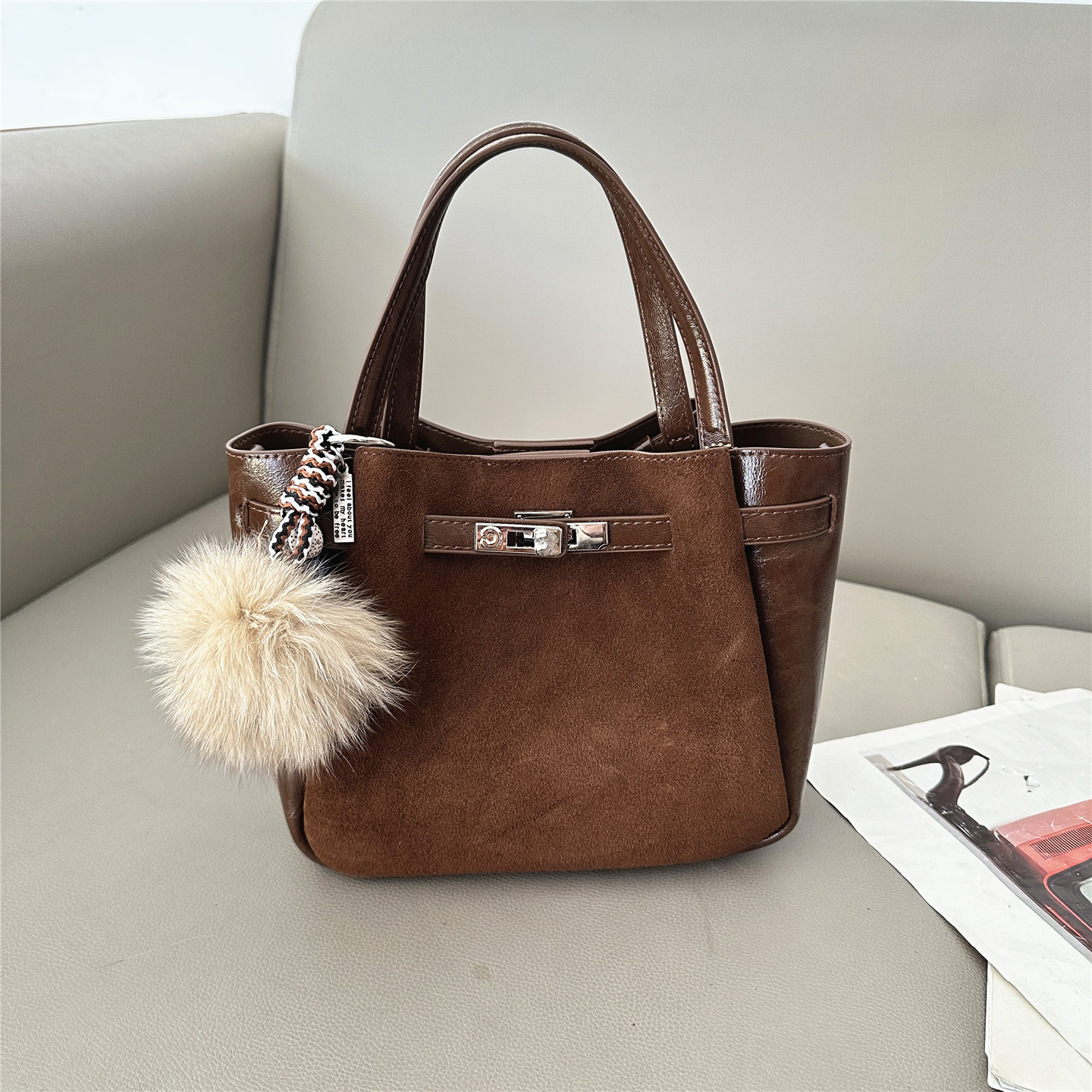 MEATEA美缇磨砂真皮托特包百搭凯莉包毛球挂件手提包2025菜篮子包