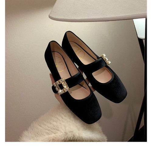 水钻方扣一字带粗跟玛丽珍单鞋女新Mary Jane single woman shoes