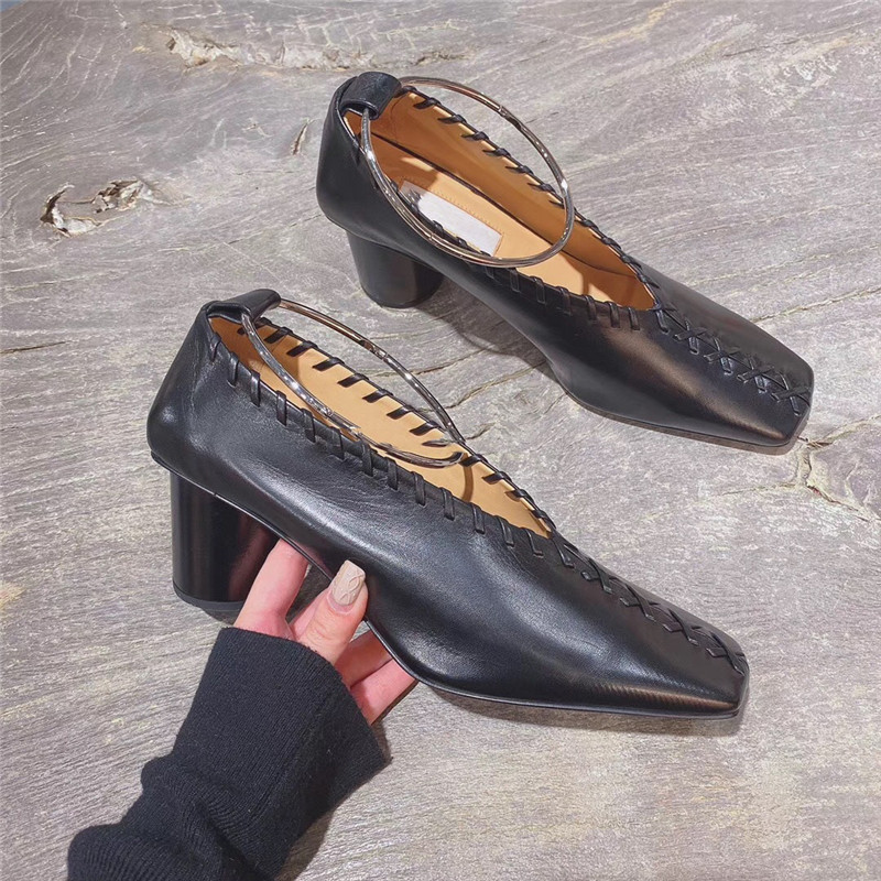 2025新款春秋方头单鞋女粗跟脚踝金属环高跟鞋浅口真皮编织女鞋