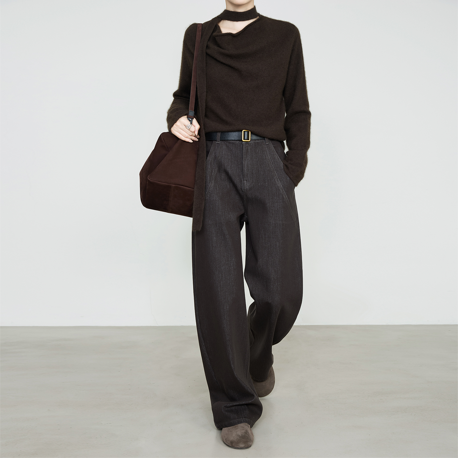 夏莫卡解构风遮胯显瘦牛仔弯刀裤