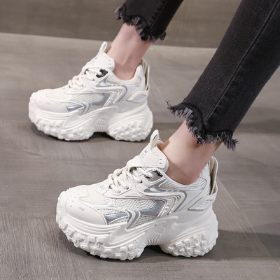 内增高老爹鞋女2025春季新款小个子厚底松糕运动配阔腿裤的鞋子潮