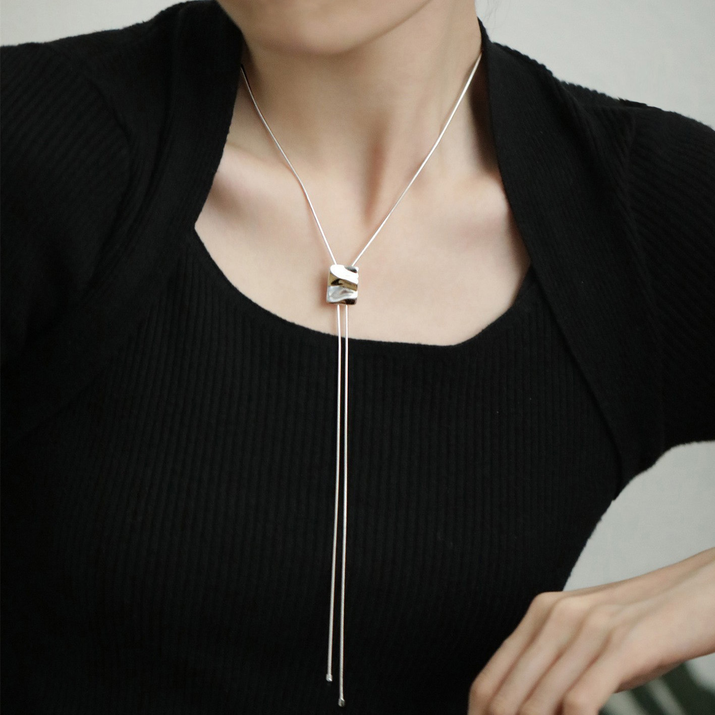 s925纯银方块抽拉式蛇骨项链女轻奢高级感精致配饰长款毛衣链85cm