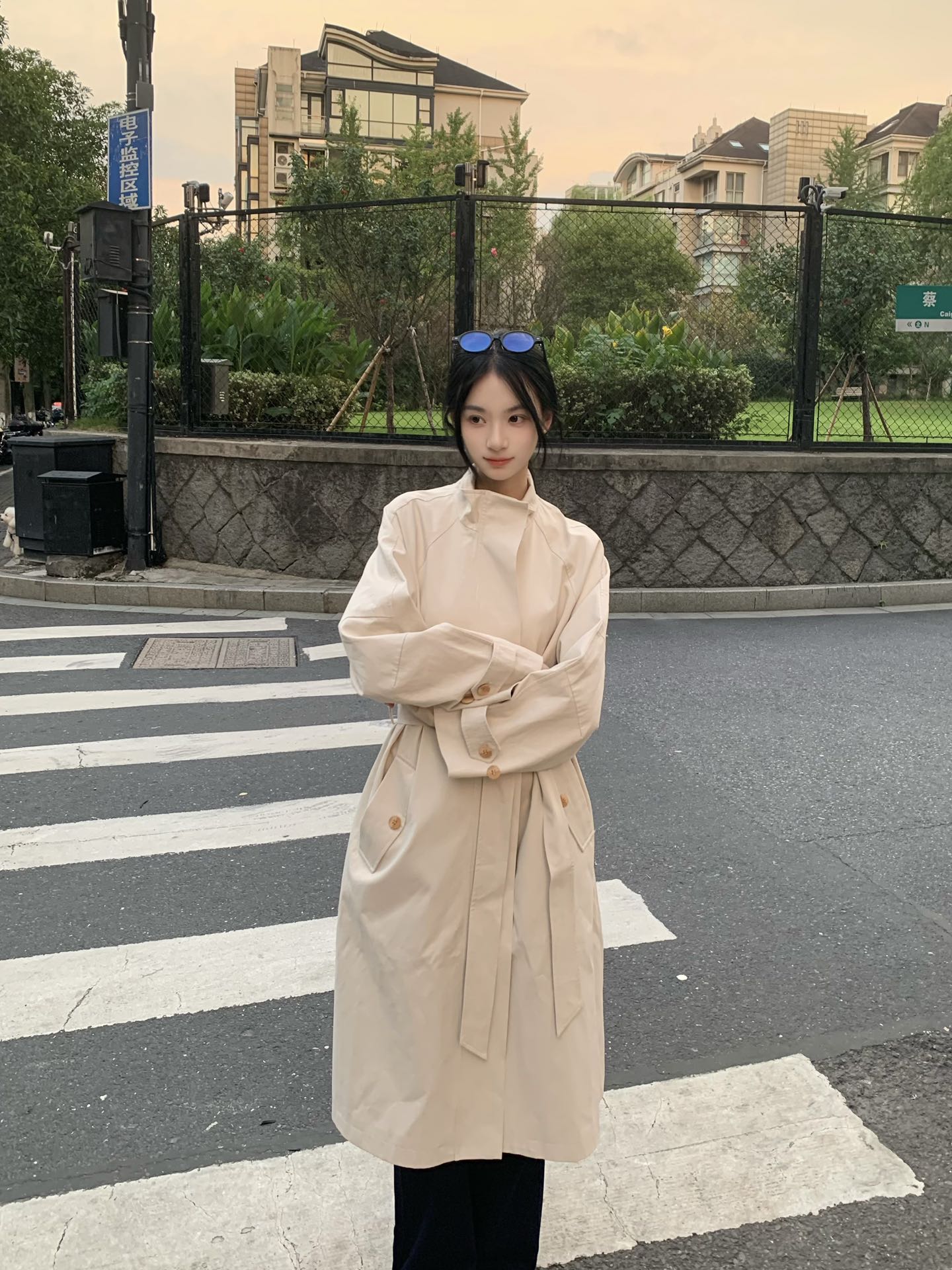 Aimme sparrow 25春夏米白色风衣时尚优雅气质长款外套高级感小众