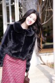 25秋冬黑色环保毛皮草外套酒红编织粗花呢A摆半裙时尚 GUO JINGYI