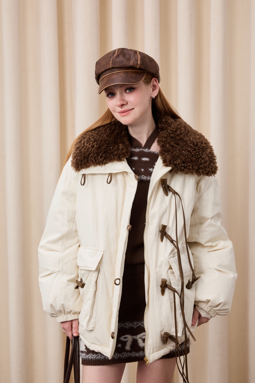 EIMISMOSOL 25秋冬撞色毛领羽绒夹克