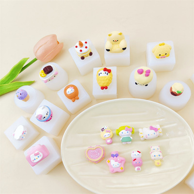 DIY迷你小鼻嘎巧克力轻粘土树脂石膏滴胶食玩硅胶模具捏捏乐模具