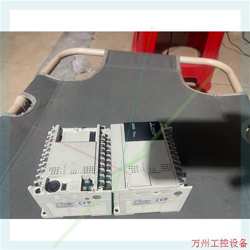 议价直拍不发:三菱PLC,FX3SA-30MR-CM实图拍摄,.功能正常,