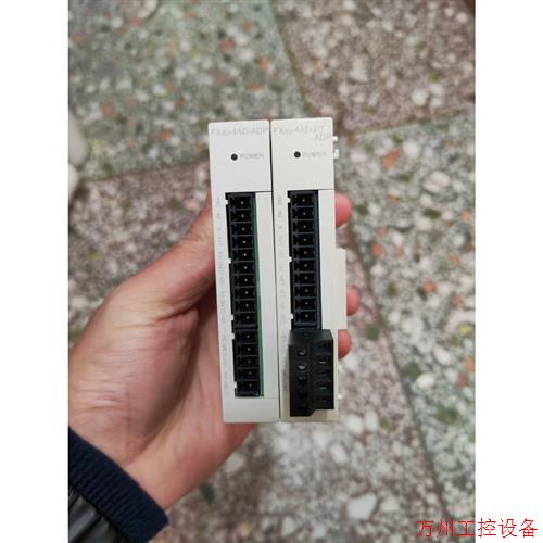 议价直拍不发:三菱PLC FX3U-4AD-ADP,实物拍摄成色如图年份好