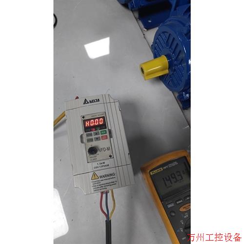 议价直拍不发:议价台达变频器1.5KW,VFD015M21A,VFD007M2