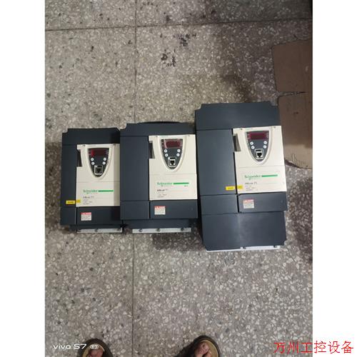 议价直拍不发:施耐德71变频器  ATV71HD15N4Z  15kw