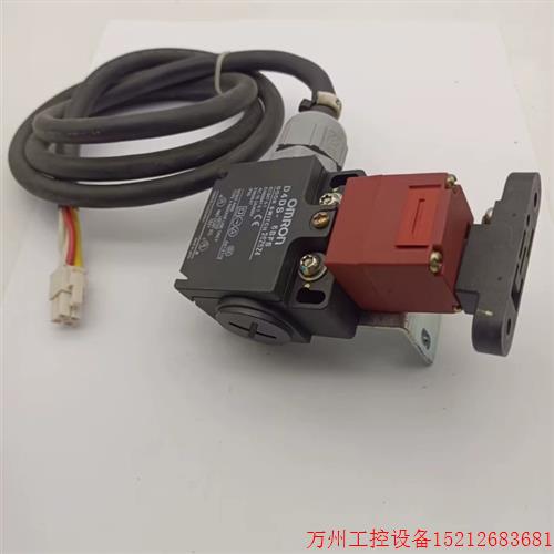 议价直拍不发:原装拆机限位开关D4DS-5BFS 现货实物图