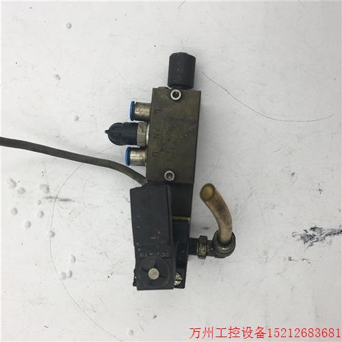 议价直拍不发:UNiST