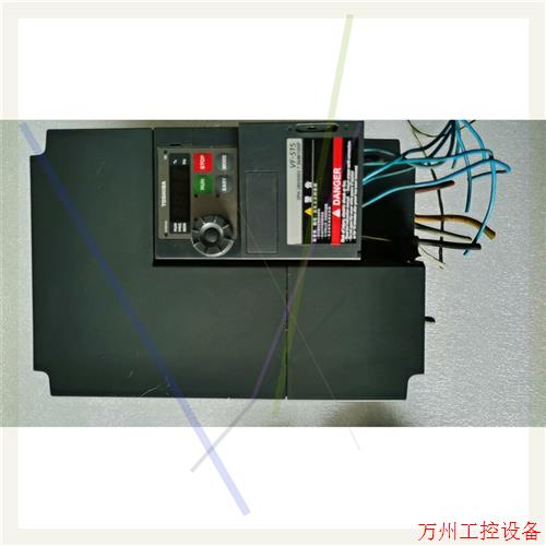 议价直拍不发:东芝变频器VF15-4075PL-CH  7.5KW 成色如