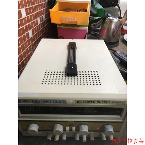 议价直拍不发:二手双路30V5A可调直流稳压电源