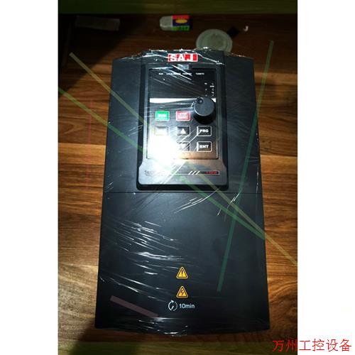 议价直拍不发:拆机三晶变频VM1000B-4T7R5GB   7.5KW