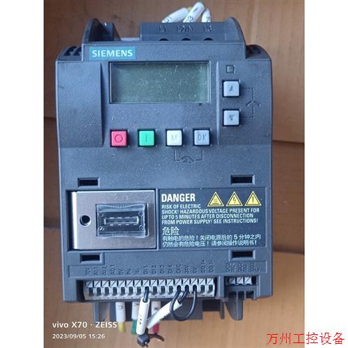 议价直拍不发:变频器  6SL3210-5BE22-2UV0   2