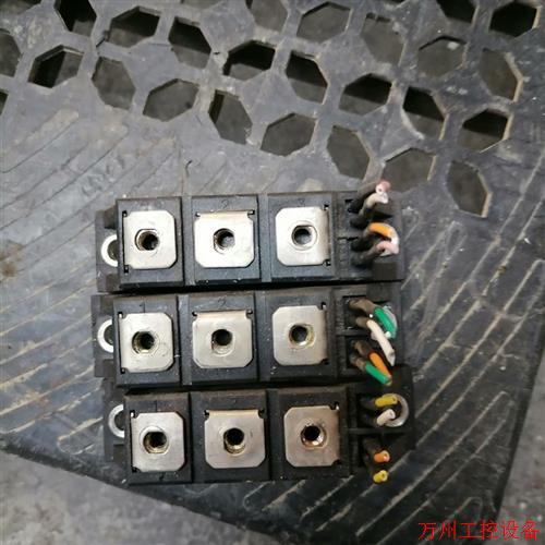 议价直拍不发:(请询价)变频器拆机模块:MTC110-12-0802155,成色
