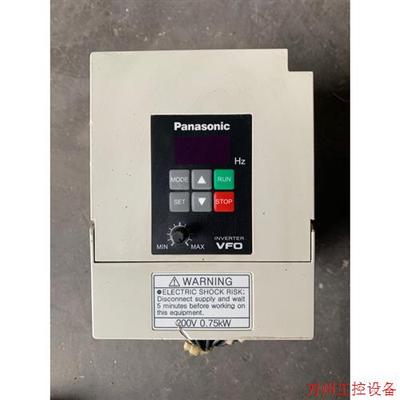 议价直拍不发:变频器  BFV00072GK  0.75KW 成色看图