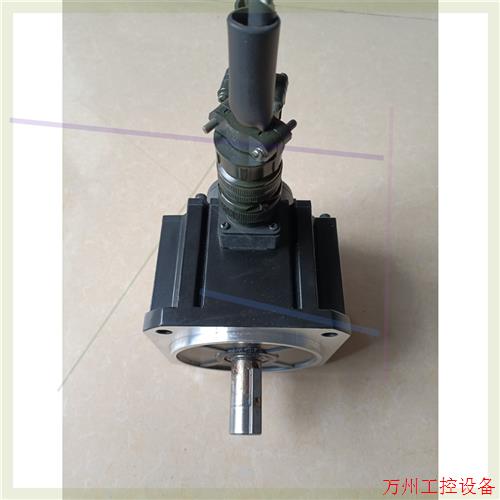 议价直拍不发:伺服电机MGMF132L1G6M.二手拆机,成色漂亮 功