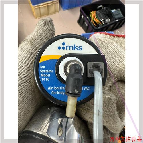 议价直拍不发:编程控制器CPM1A-40EDR,实物拍照,二手旧的,