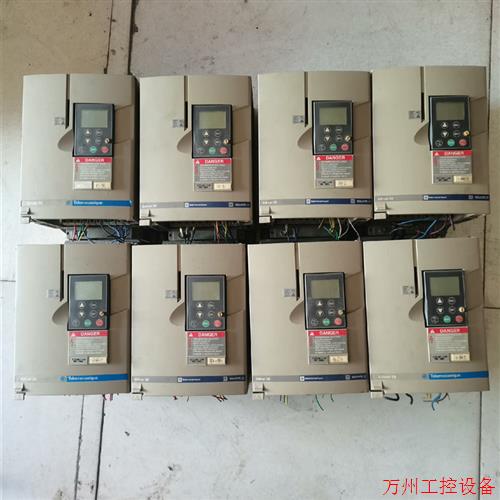 议价直拍不发:拆机的二手施耐德变频器原装ATV58HU18N4(0.75K,