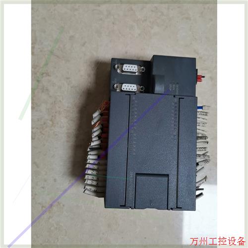 议价直拍不发:亿维UN284-3AD23-0XB0PLC,二手拆机九成新,