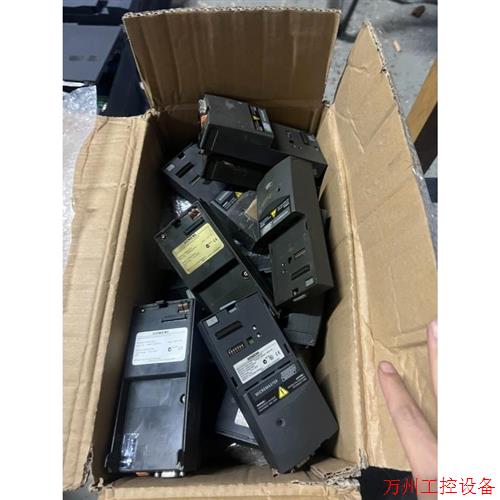 议价直拍不发:拆机通讯板 6SE6400-1PB00-0AA0  数议价