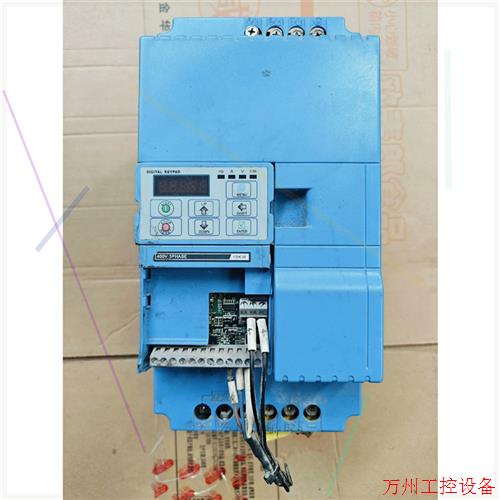 议价直拍不发:众辰变频器z2400t-15sgy-hd,15kw原装拆机,