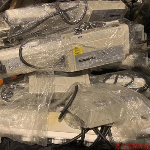 议价直拍不发:(请询价)拆机SJ-H036A,基恩士静电消除器,六套,功