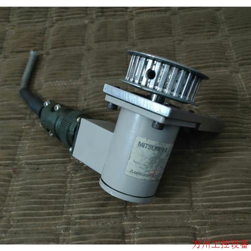 议价直拍不发:三菱编码器F2-720RSV  15BRT-1009-C01