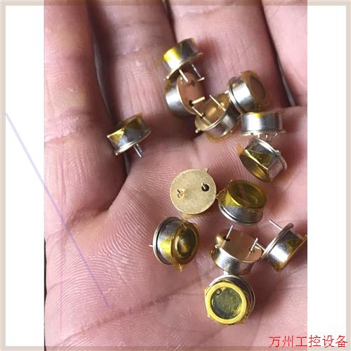 议价直拍不发:OSD1226 硅光电池 原装拆机,成色新,都是没用过的