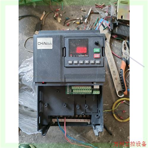 议价直拍不发:大公变频器DG800-04R0G/05R5P-G3