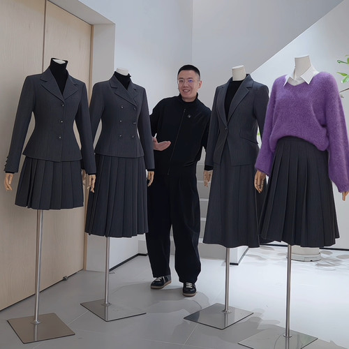 D家经典系列毛呢收腰西装伞裙