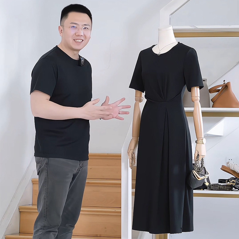 杰唯卡 典雅之姿小黑裙夏季新款法式浪漫优雅设计通勤简约连衣裙