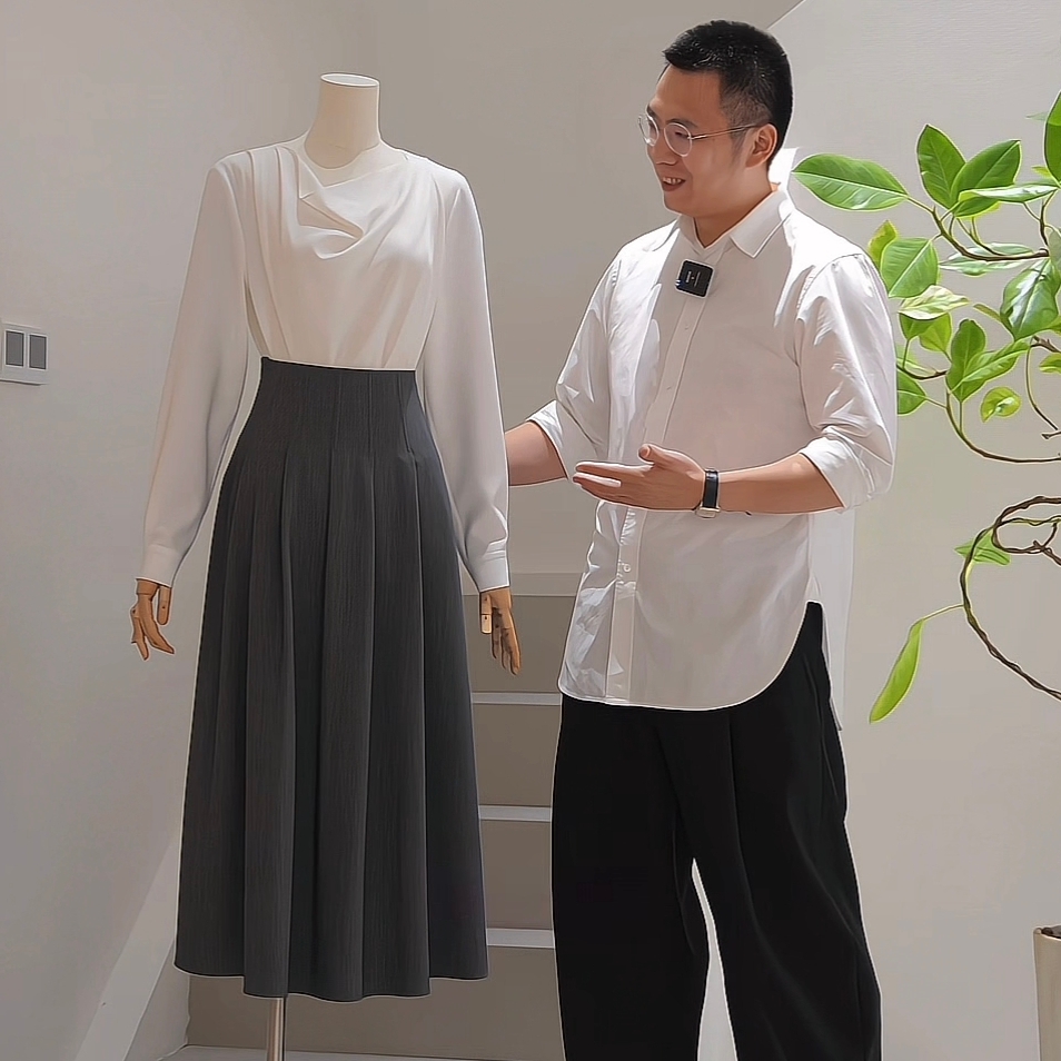 设计感短袖荡领雪纺垂顺衬衫