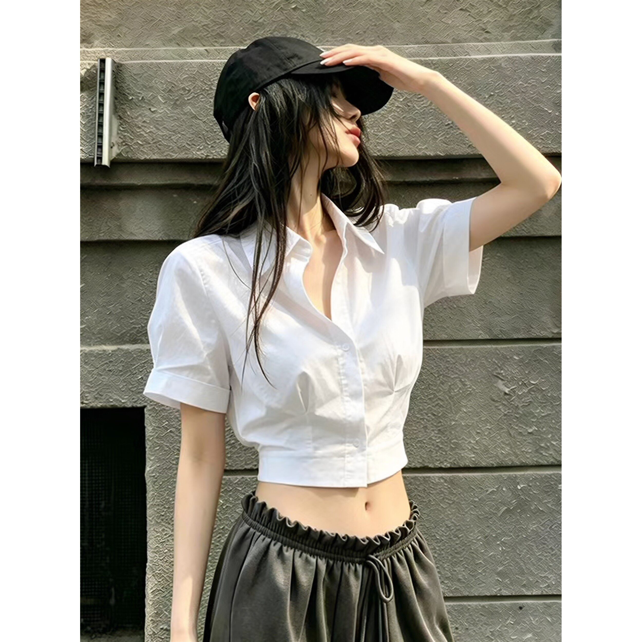 法式白色短袖衬衫女夏修身翻领短款纽扣简约百搭显瘦外搭修身上衣