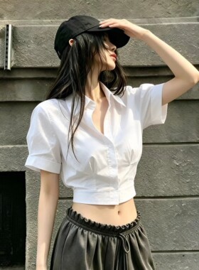 法式白色短袖衬衫女夏修身翻领短款纽扣简约百搭显瘦外搭修身上衣