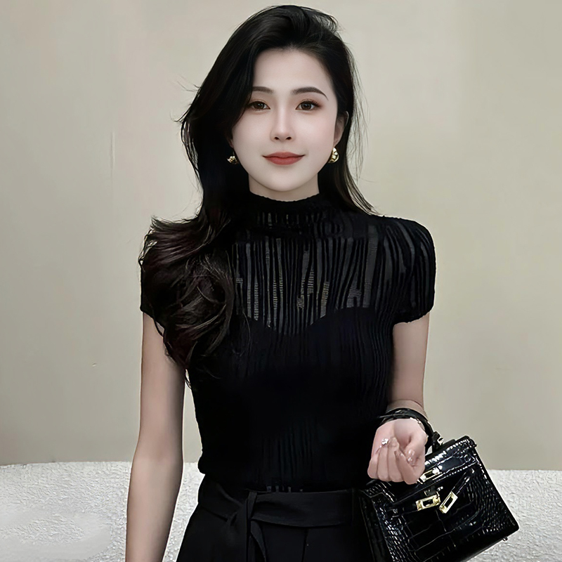 纯欲辣妹风半高领正肩短袖