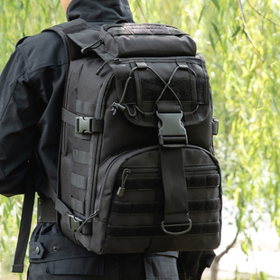 户外运动双肩包男女徒步旅行包野营多功能X7箭鱼迷彩战术背包书包
