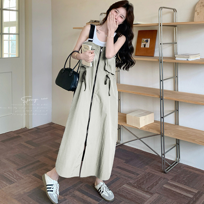 新款！！现货！背带工装裙C275P125K208，女装连衣裙，两个王小姐