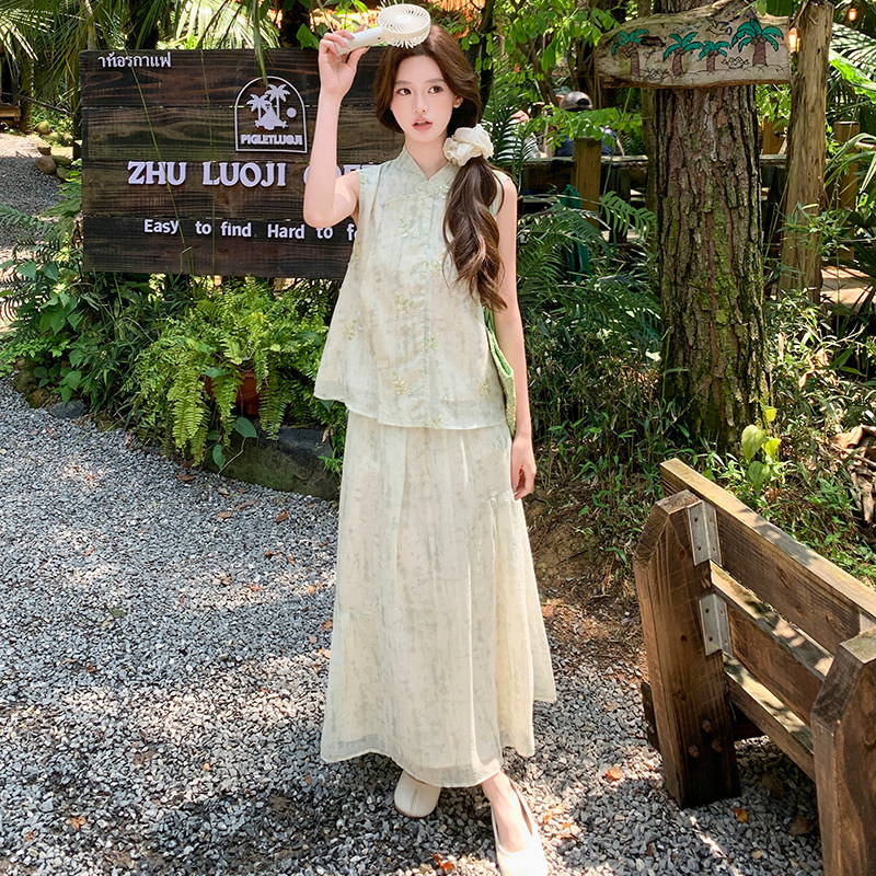 新款！风刺绣连衣裙套装C292P145K238,女装连衣裙,两个王小姐