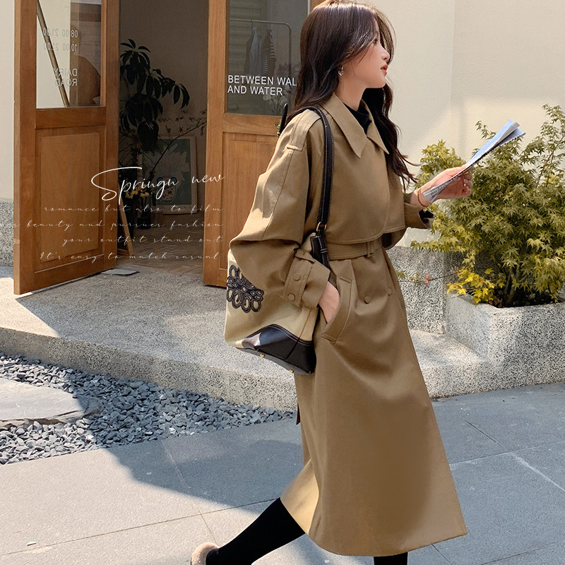 新款！！！现货！适合小个子女生的风衣 Q117P155K228图片
