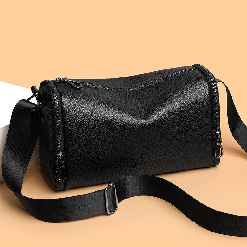 原创真皮通勤男包男士简约单肩斜挎包植鞣牛皮枕头包潮小方包,箱包皮具/热销女包/男包,男士包袋,淘宝优惠券,粉丝福利购,淘宝优惠卷