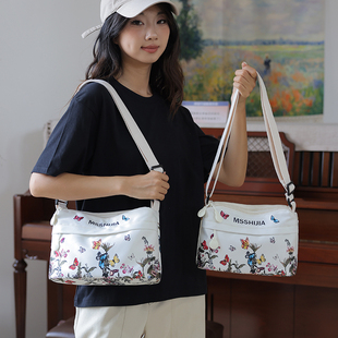 多层款旅行斜挎包国风文艺通勤包包休闲防水时尚百搭高级单肩包