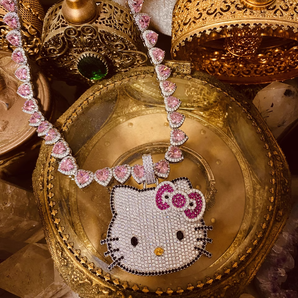 Hellokitty卡通动漫凯蒂猫吊坠满钻轻奢小众锁骨链可爱甜美饰品