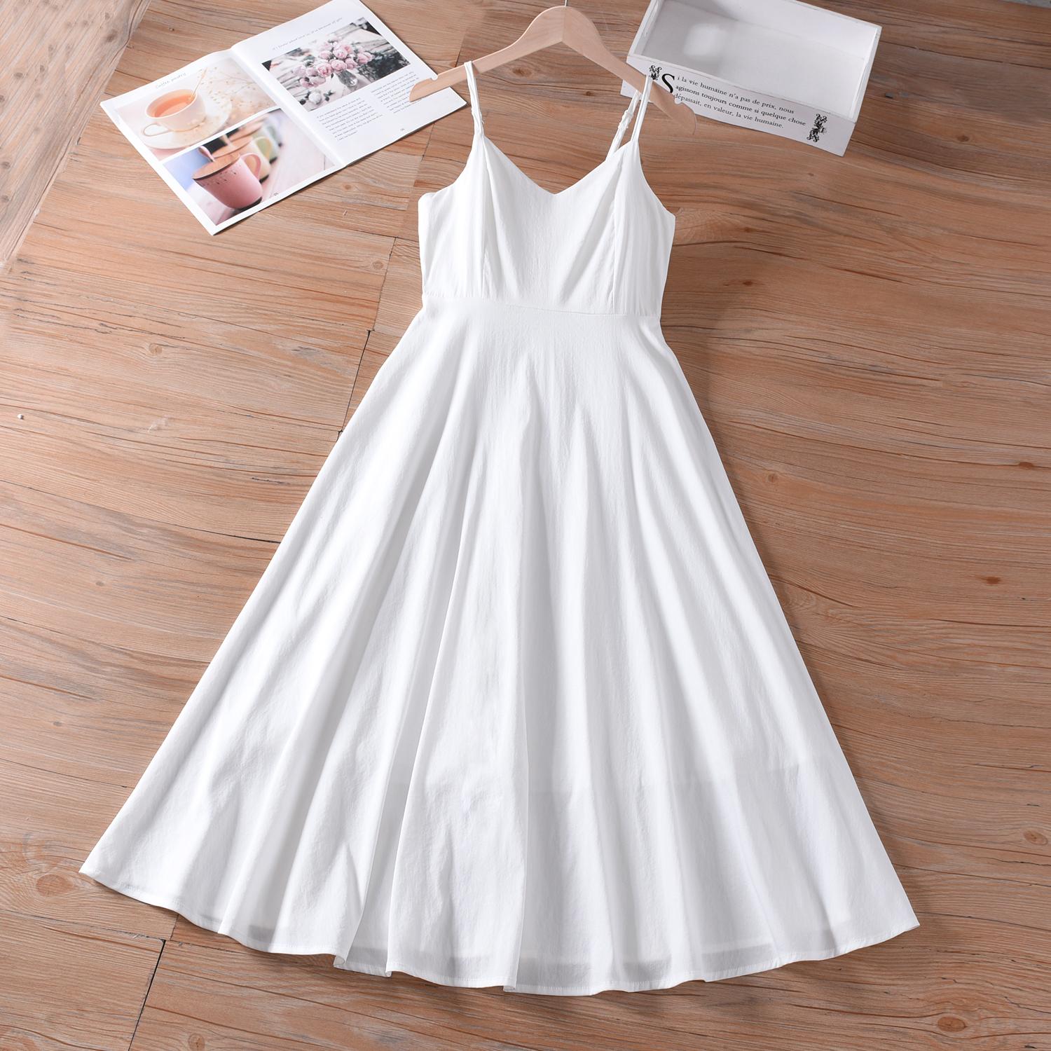 白色连衣裙法式度假连衣裙