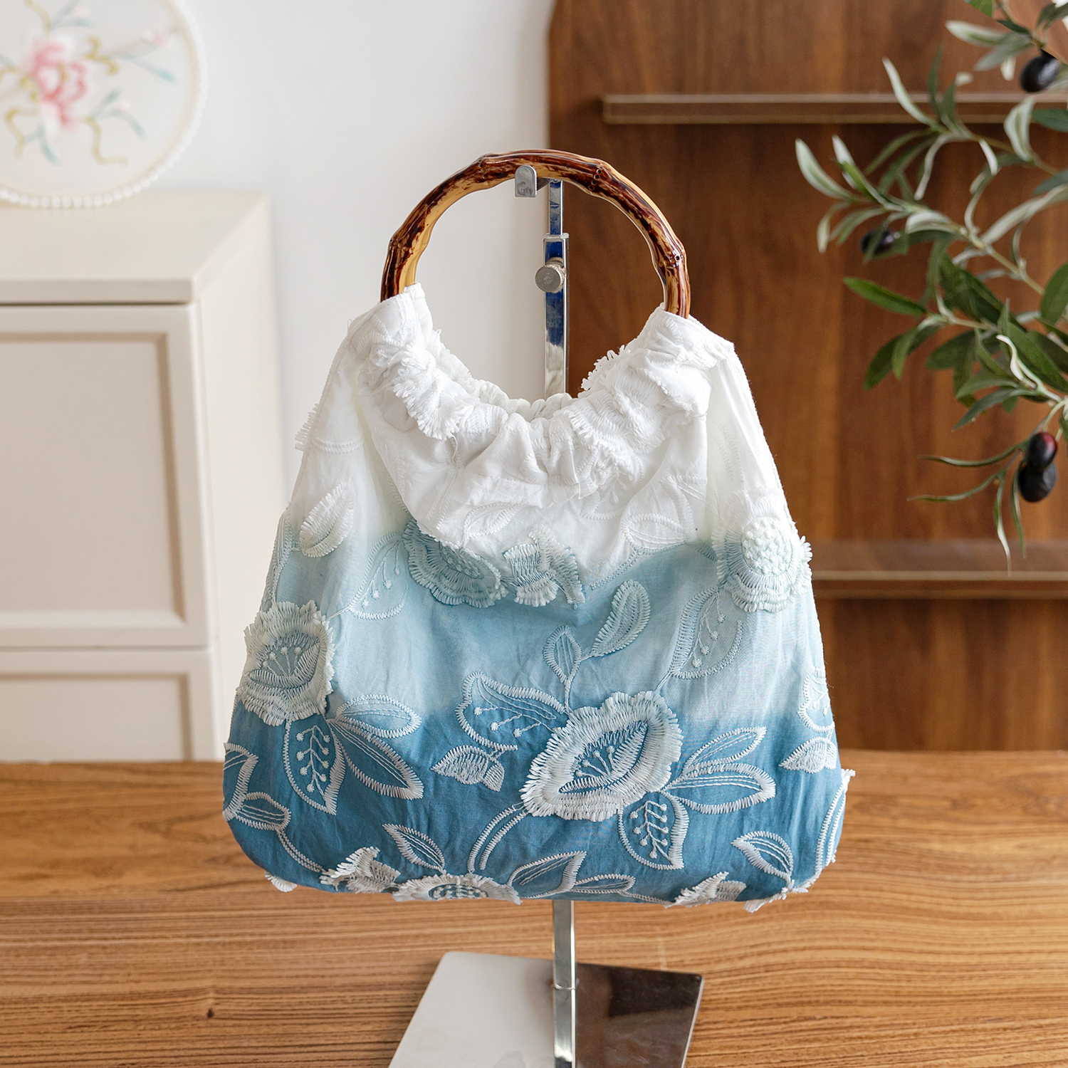 新款国风刺绣手提包气质竹节包简约手机包时尚百搭手拎包爆款女包