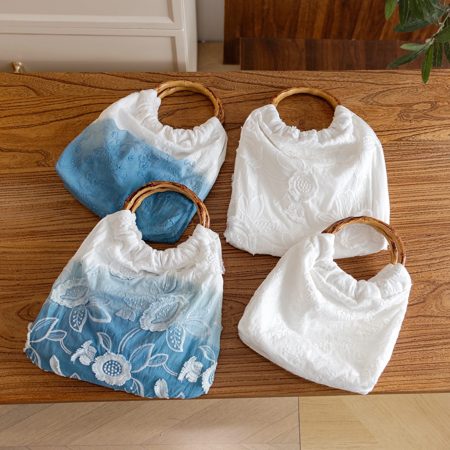 新款国风刺绣手提包气质竹节包简约手机包时尚百搭手拎包爆款女包