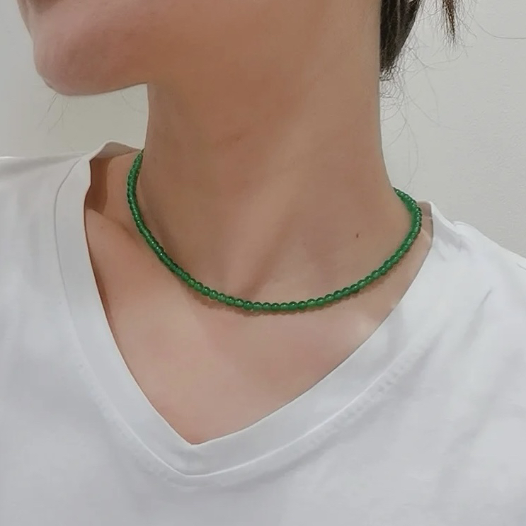 天然翡翠色冰种绿玉髓小米珠锁骨链阳绿色玛瑙项链新中式原创女款