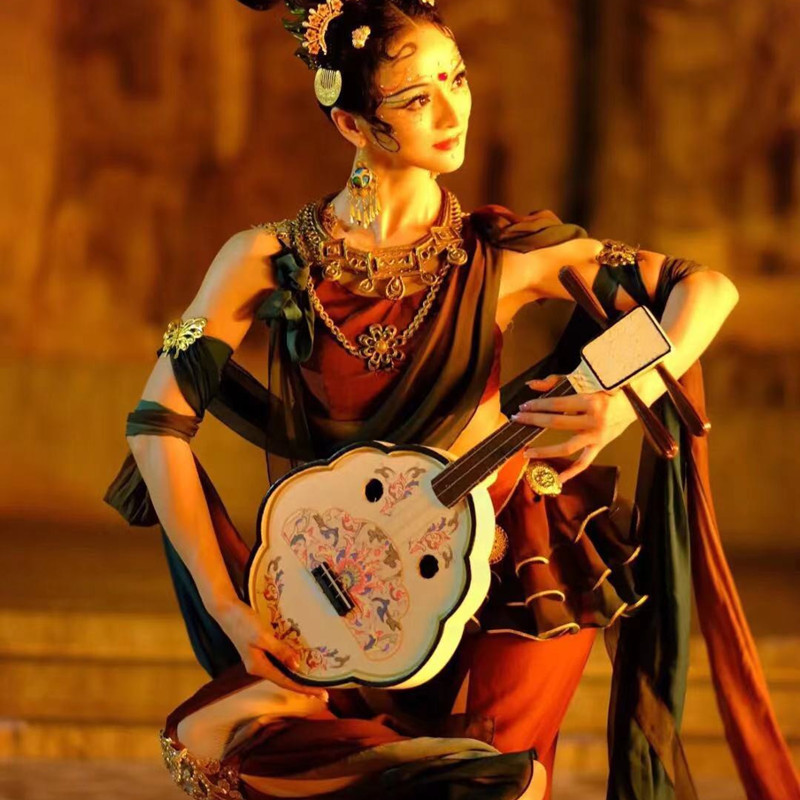 七夕同款琵琶千年古韵表演道具